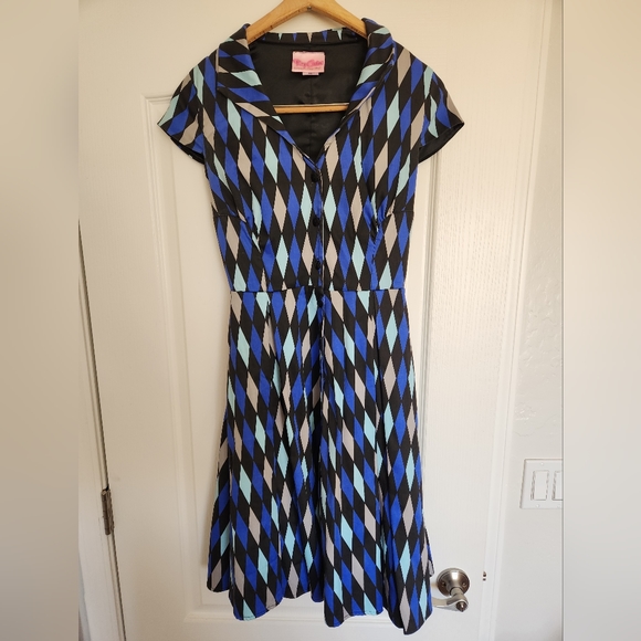 EUC XS Pinup Girl Clothing Ravenclaw/Blue Harlequin-Print Button-Up Dress - Picture 4 of 4